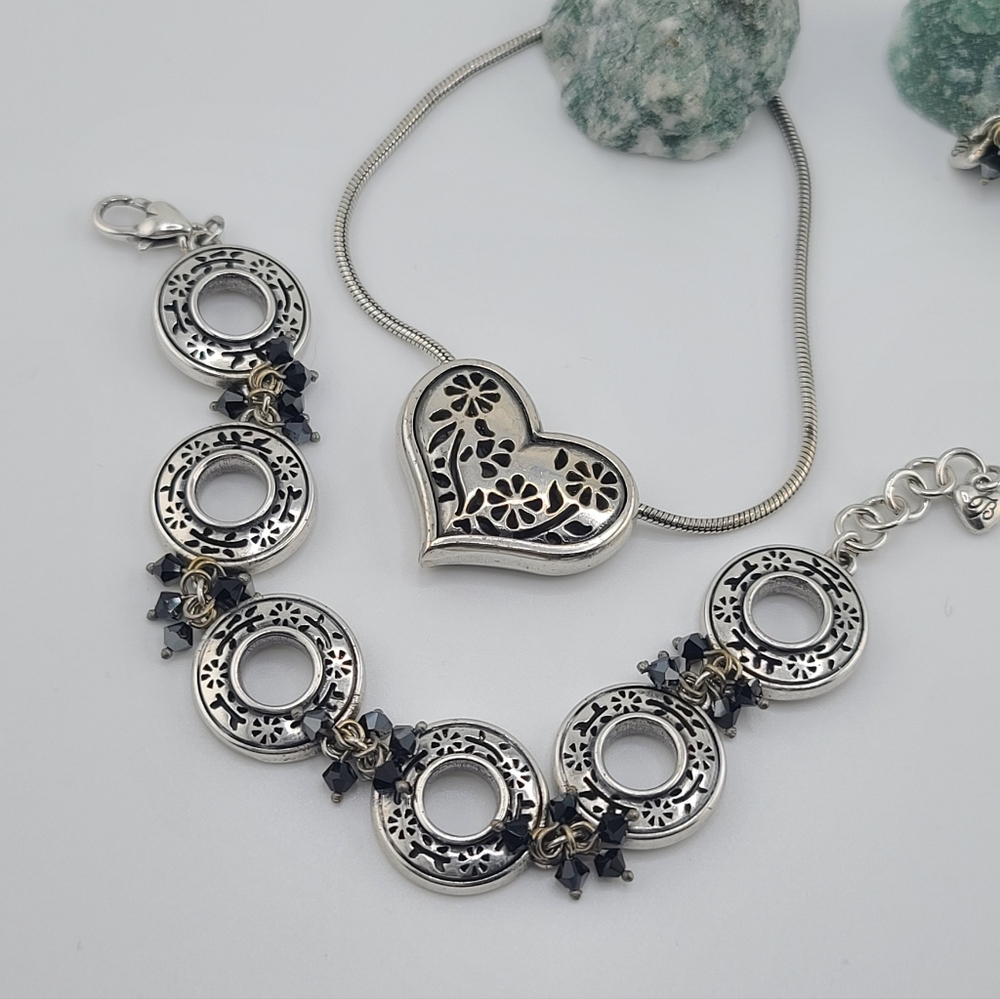 $90 Brighton "California Garden" CutOut Floral Heart Pend & Ringed Bracelet Set!